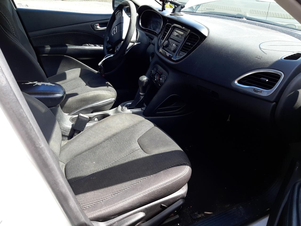 Photo 5 from auction – 2015 DODGE DART SXT with VIN 1C3CDFBB1FD180081