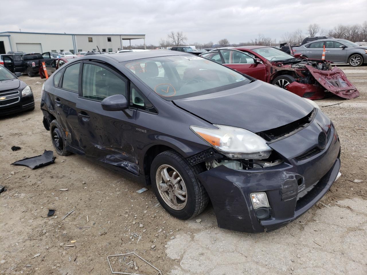 TOYOTA PRIUS 2011 z numerem VIN JTDKN3DU8B1388150 - Zdjęcie z aukcji