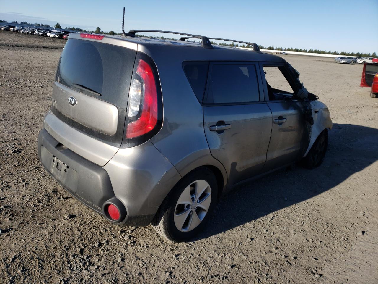 Photo 4 from auction – 2016 KIA SOUL with VIN KNDJN2A23G7265255