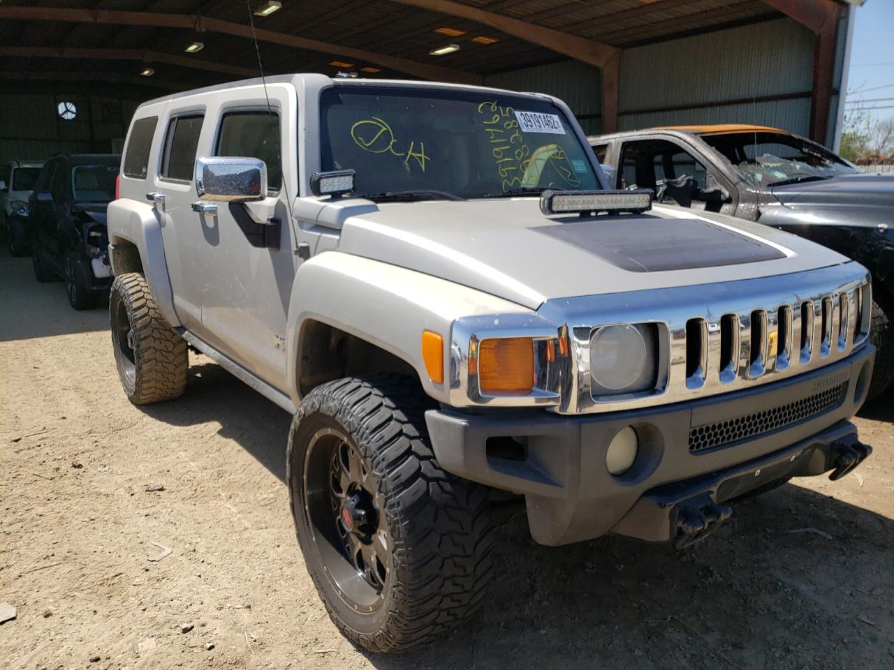 Photo 1 from auction – 2006 HUMMER H3 with VIN 5GTDN136068298285