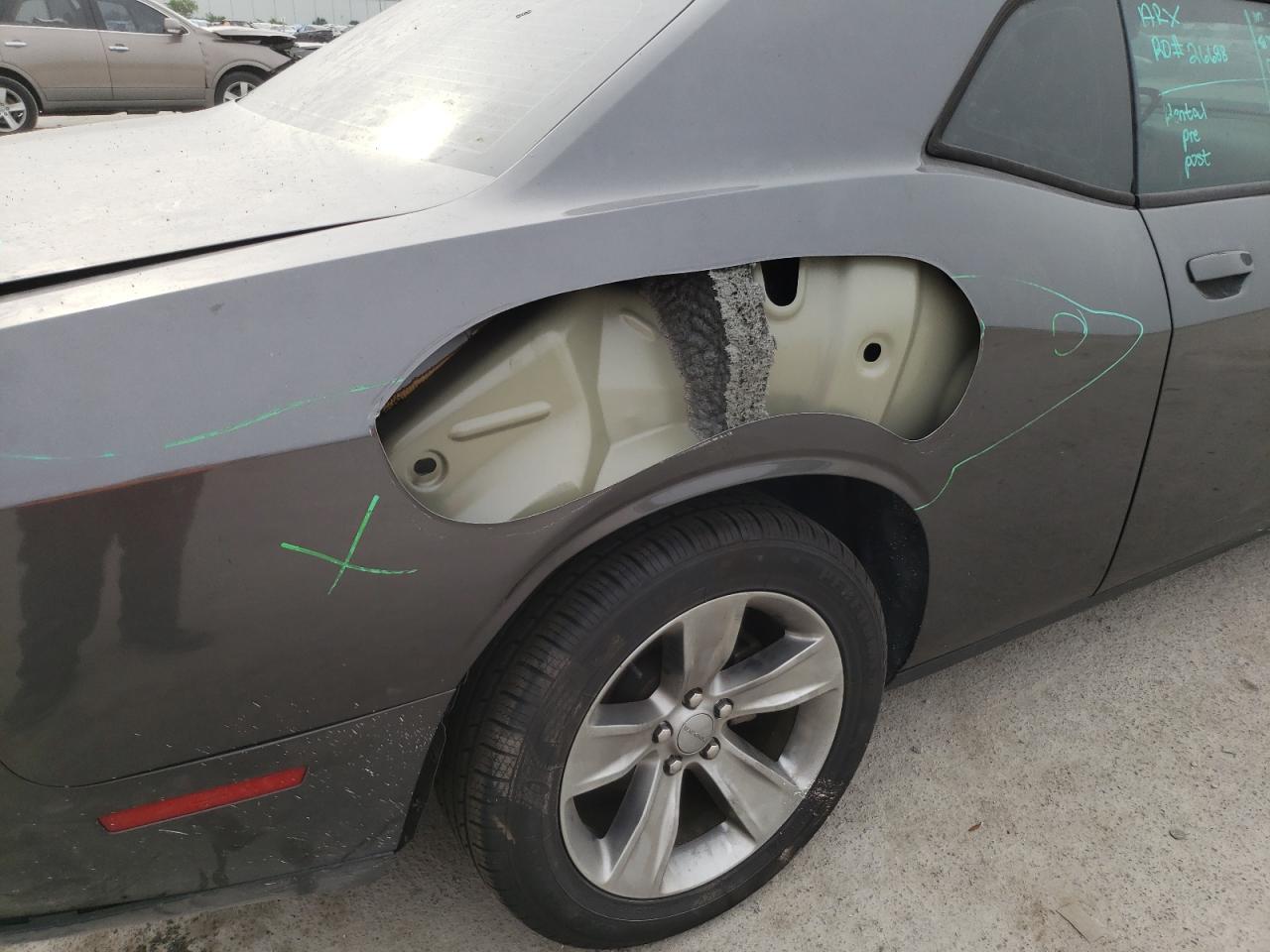 Photo 9 from auction – 2018 DODGE CHALLENGER with VIN 2C3CDZAG5JH153072