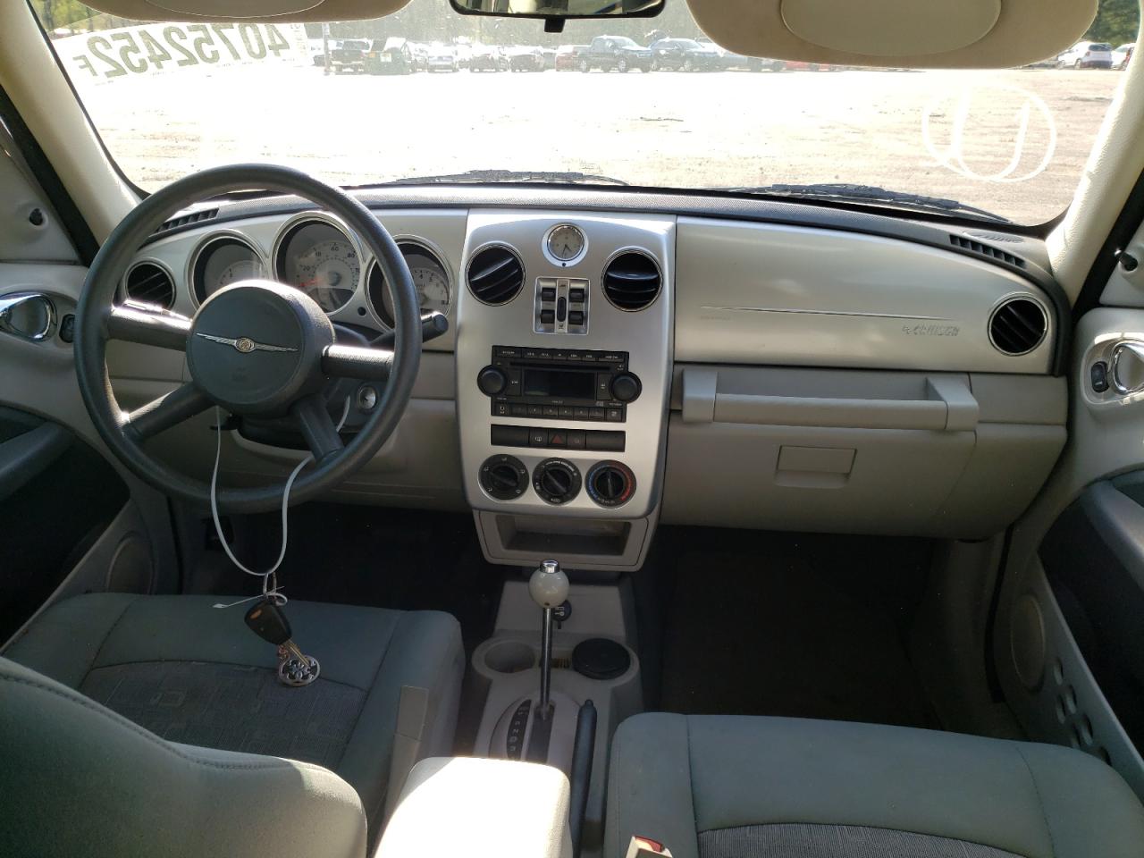 Photo 9 from auction – 2008 CHRYSLER PT CRUISER with VIN 3A8FY48B18T242898