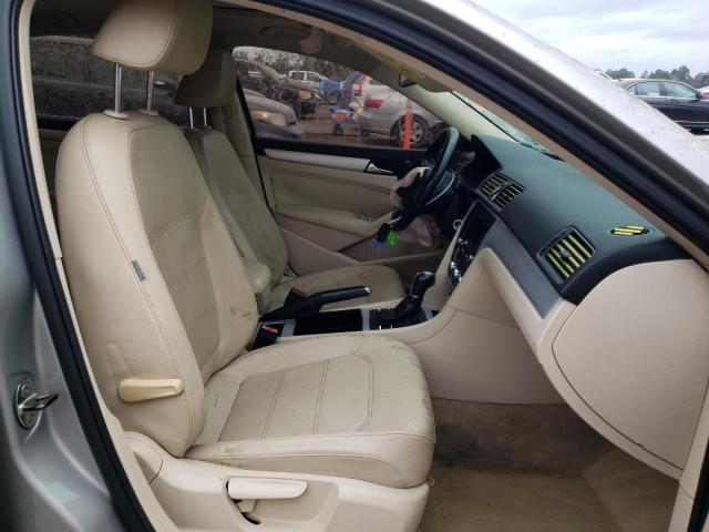 Photo 5 from auction – 2012 VOLKSWAGEN PASSAT SE with VIN 1VWBP7A33CC098799