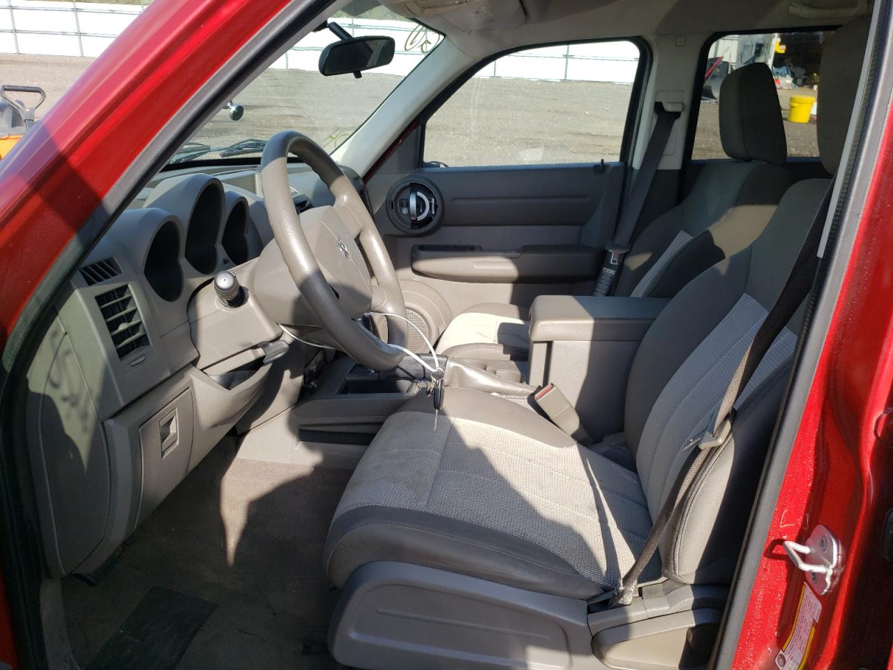 Photo 5 from auction – 2007 DODGE NITRO SXT with VIN 1D8GT28K57W596223