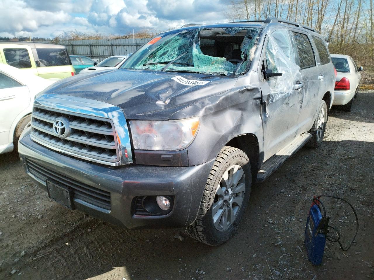 Photo 2 from auction – 2013 TOYOTA SEQUOIA LI with VIN 5TDJY5G13DS088957