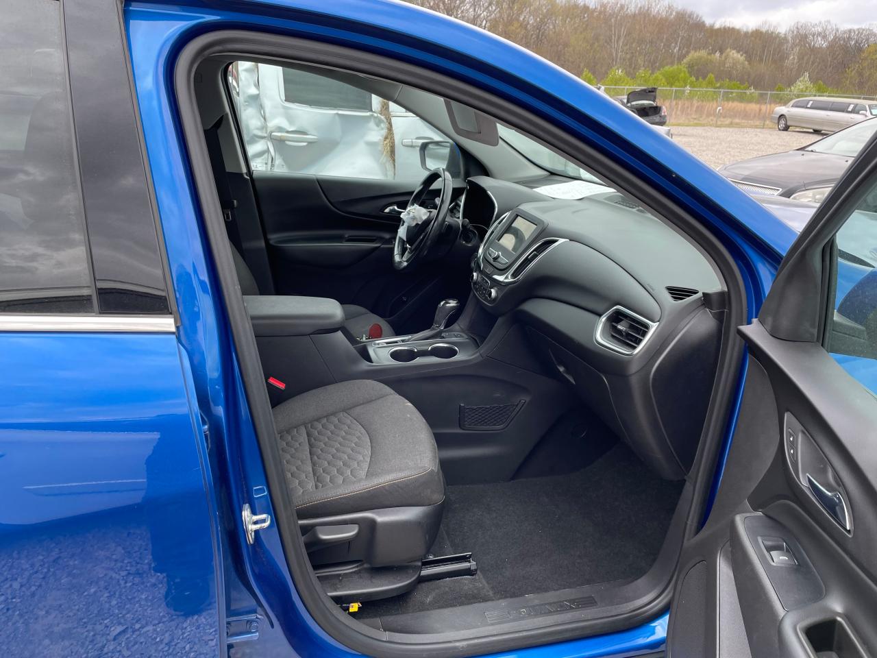 Photo 5 from auction – 2019 CHEVROLET EQUINOX LT with VIN 3GNAXLEX6KS511657