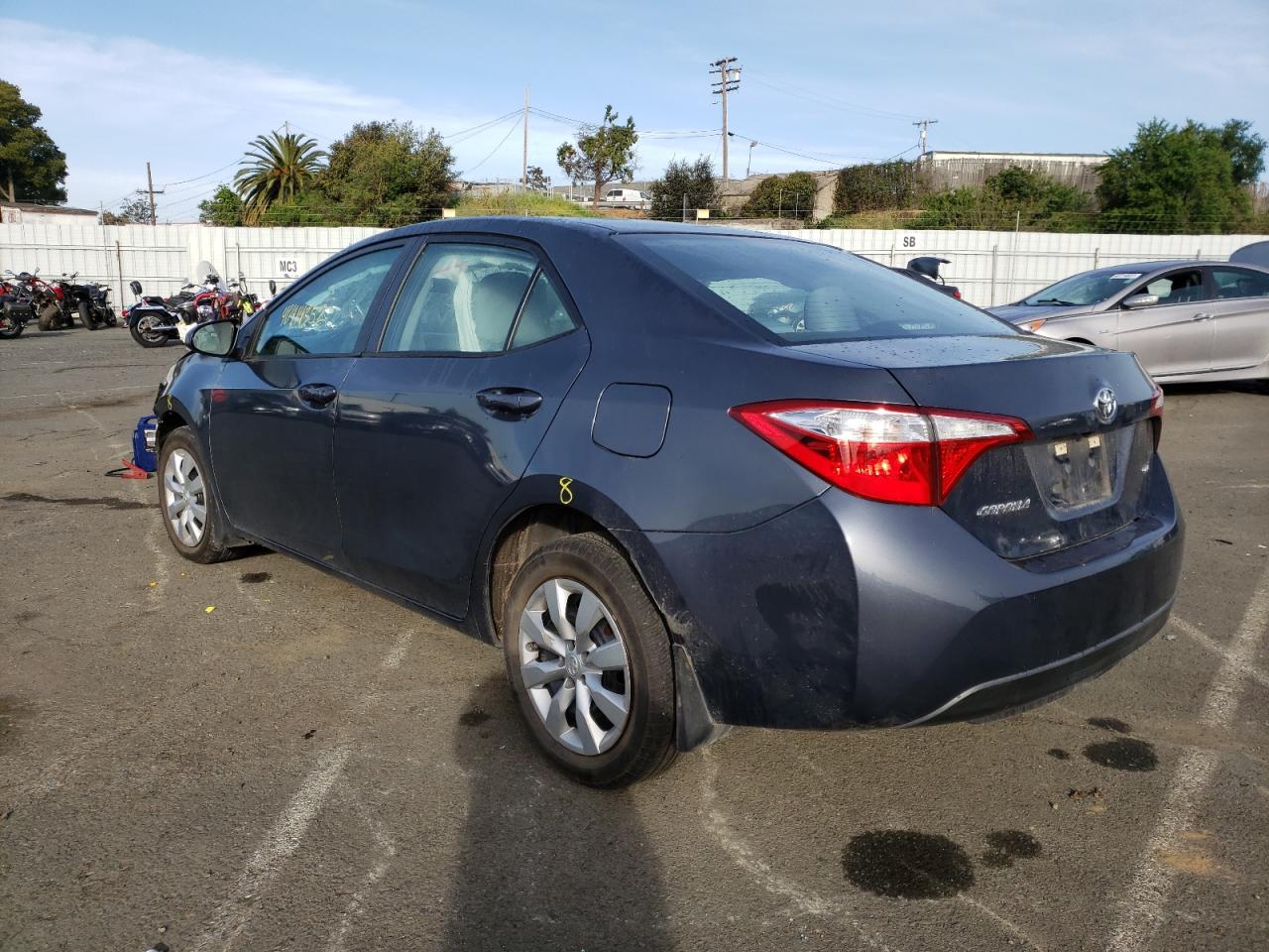 Photo 3 from auction – 2016 TOYOTA COROLLA L with VIN 5YFBURHE8GP429470