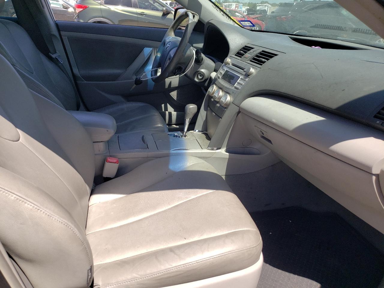 Фото 5 с аукциона – 2011 TOYOTA CAMRY BASE с VIN 4T4BF3EK0BR173064
