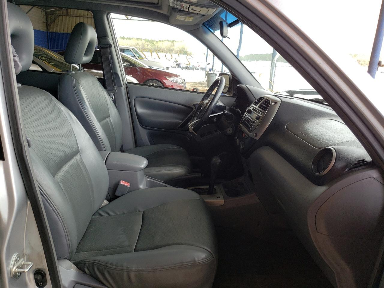 Photo 5 from auction – 2001 TOYOTA RAV4 with VIN JTEGH20V810023831