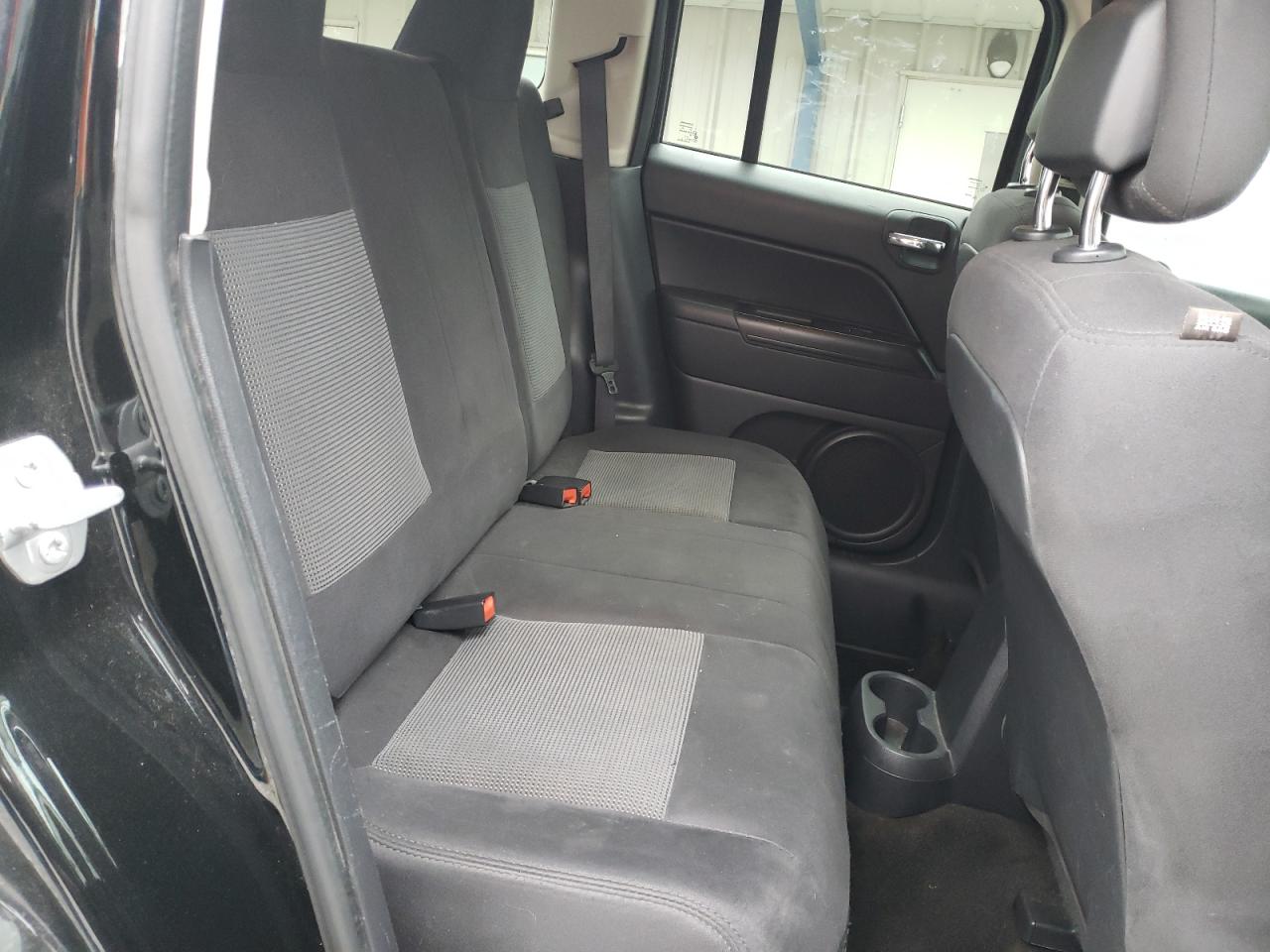 Photo 6 from auction – 2015 JEEP PATRIOT SP with VIN 1C4NJPBA8FD377257