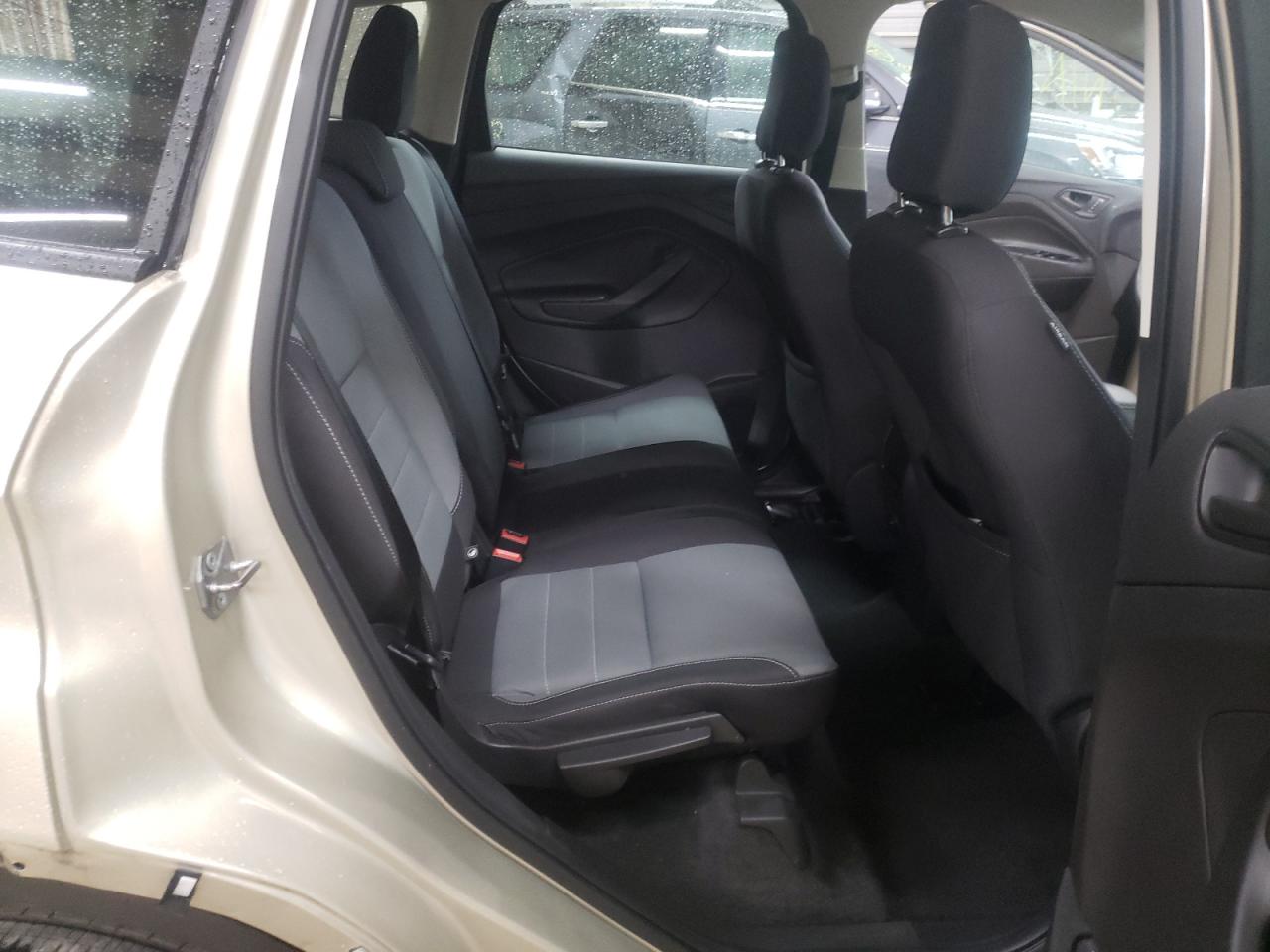 Photo 6 from auction – 2018 FORD ESCAPE S with VIN 1FMCU0F74JUC17241