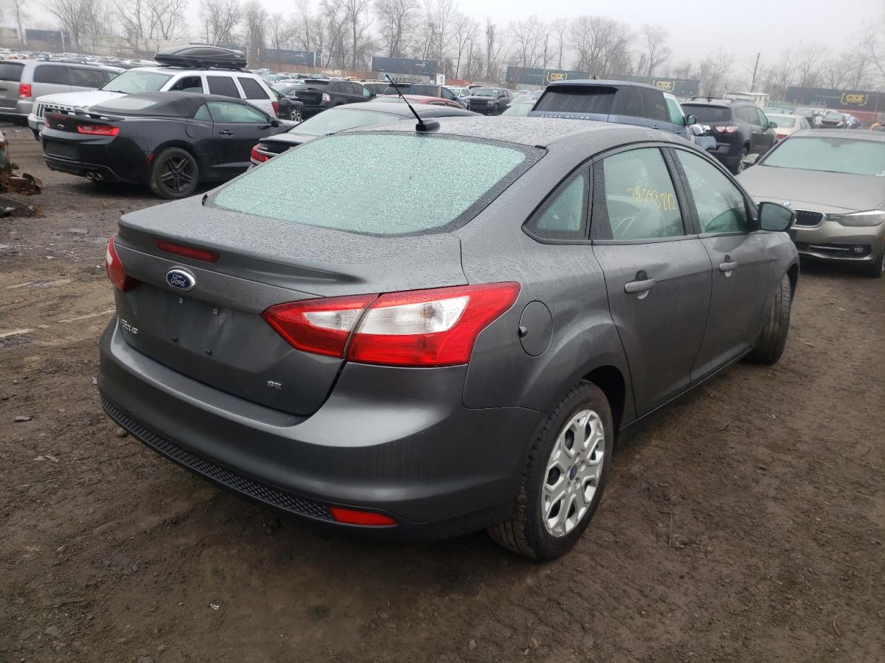 Photo 4 from auction – 2012 FORD FOCUS SE with VIN 1FAHP3F26CL328752
