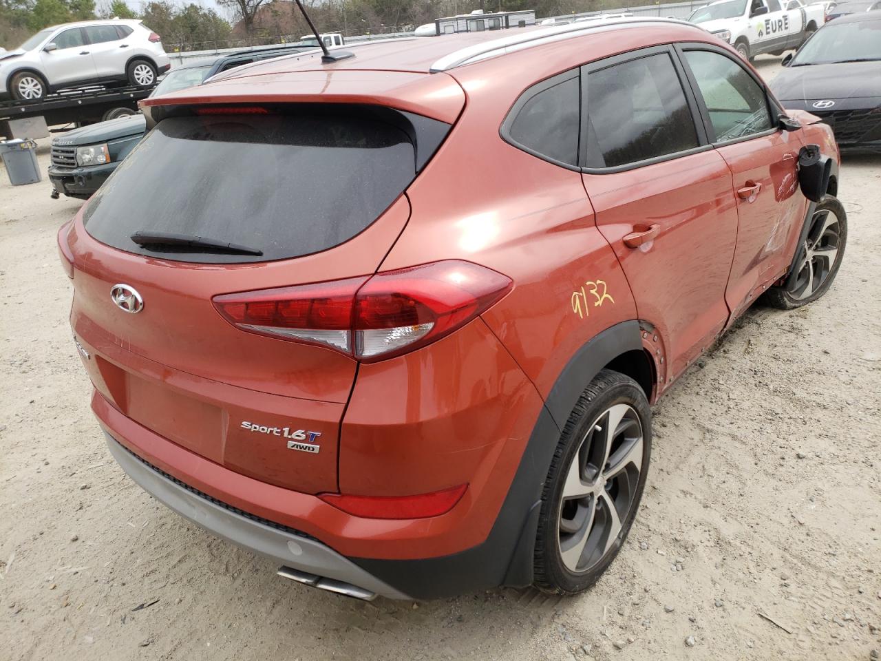 Photo 4 from auction – 2017 HYUNDAI TUCSON LIM with VIN KM8J3CA22HU356611