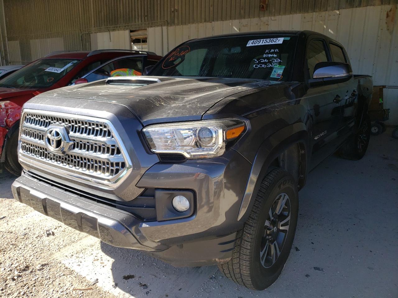 Photo 2 from auction – 2017 TOYOTA TACOMA DOU with VIN 3TMBZ5DN2HM006215