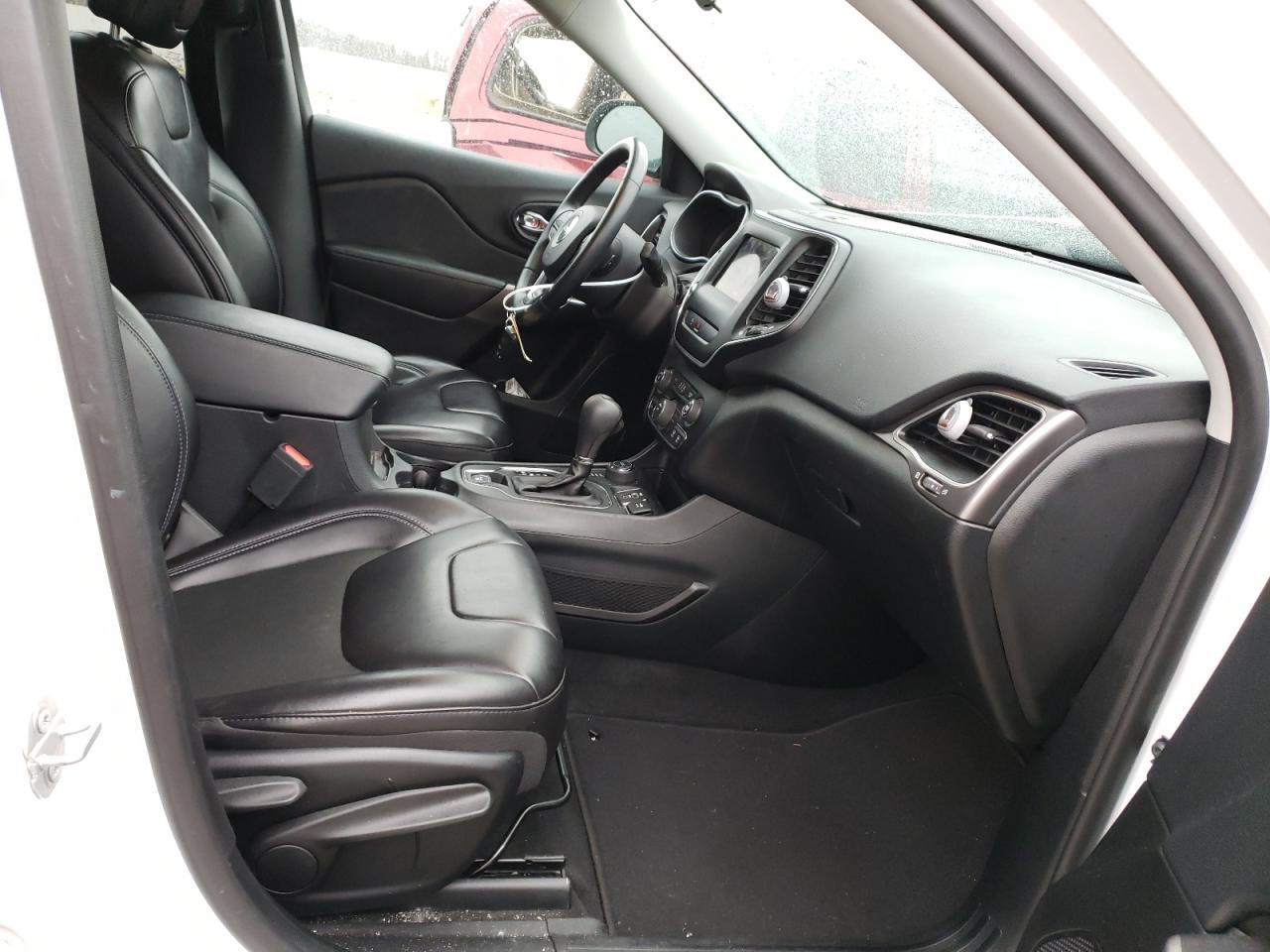 Photo 5 from auction – 2019 JEEP CHEROKEE L with VIN 1C4PJMLB5KD361459