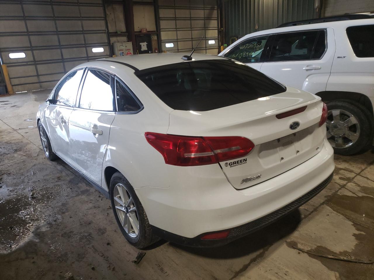 Photo 3 from auction – 2018 FORD FOCUS SE with VIN 1FADP3F26JL267155