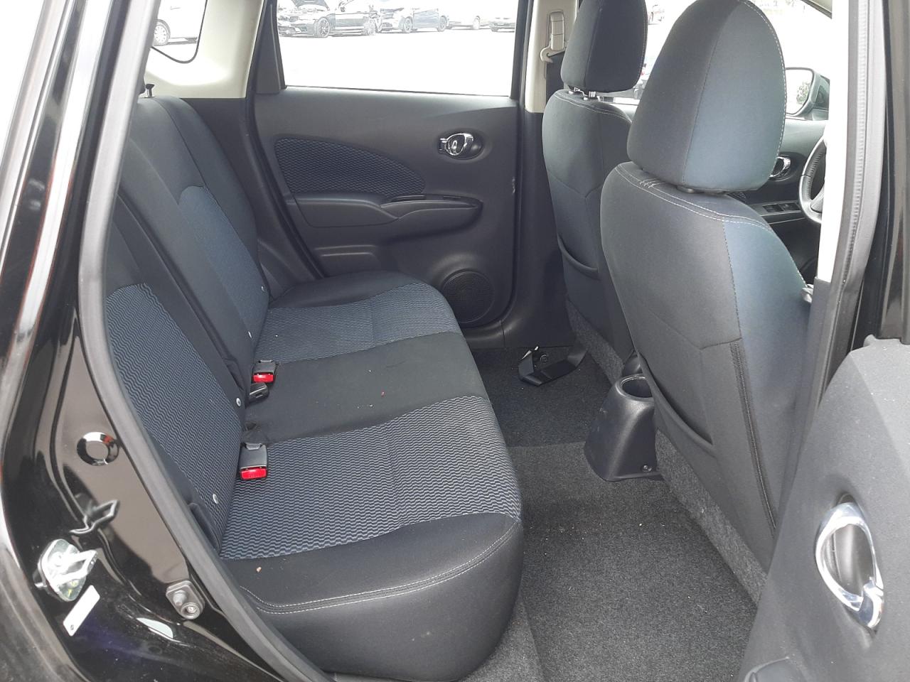 Photo 6 from auction – 2015 NISSAN VERSA NOTE with VIN 3N1CE2CP1FL361707