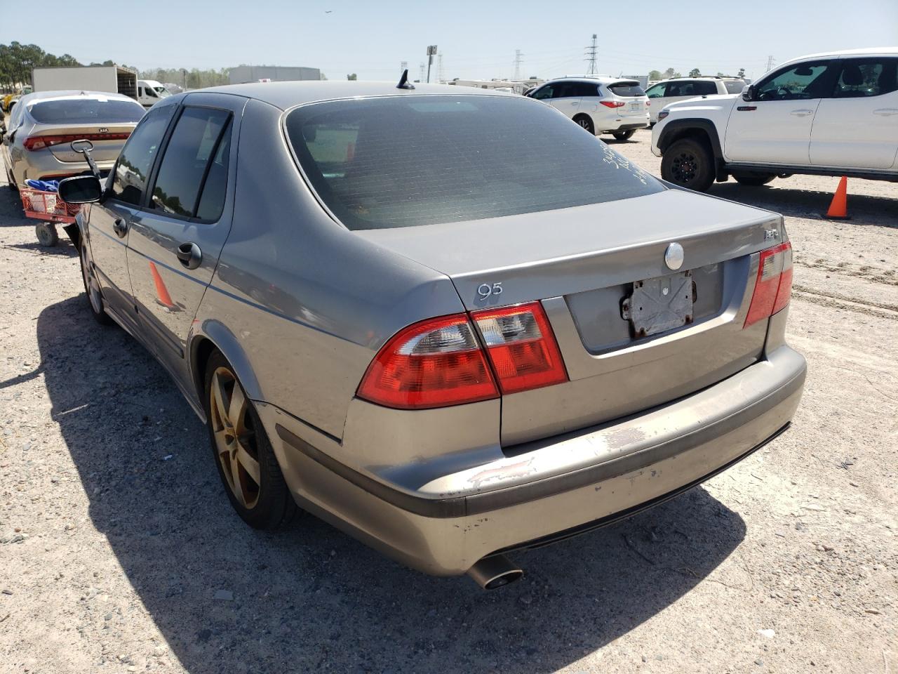 Photo 3 from auction – 2004 SAAB 9-5 AERO with VIN YS3EH49G143006554