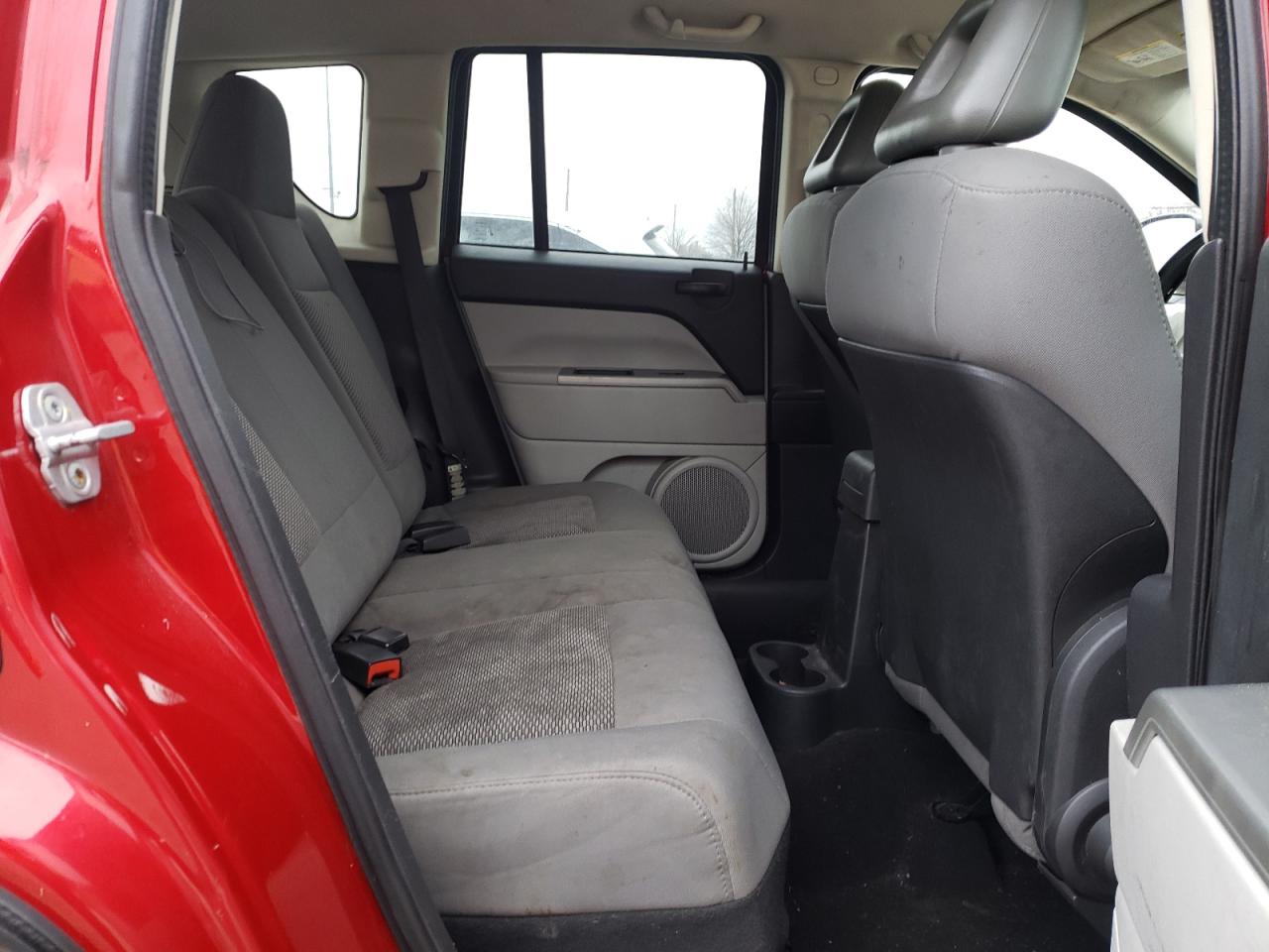 Photo 6 from auction – 2007 JEEP COMPASS with VIN 1J8FT47W27D133437