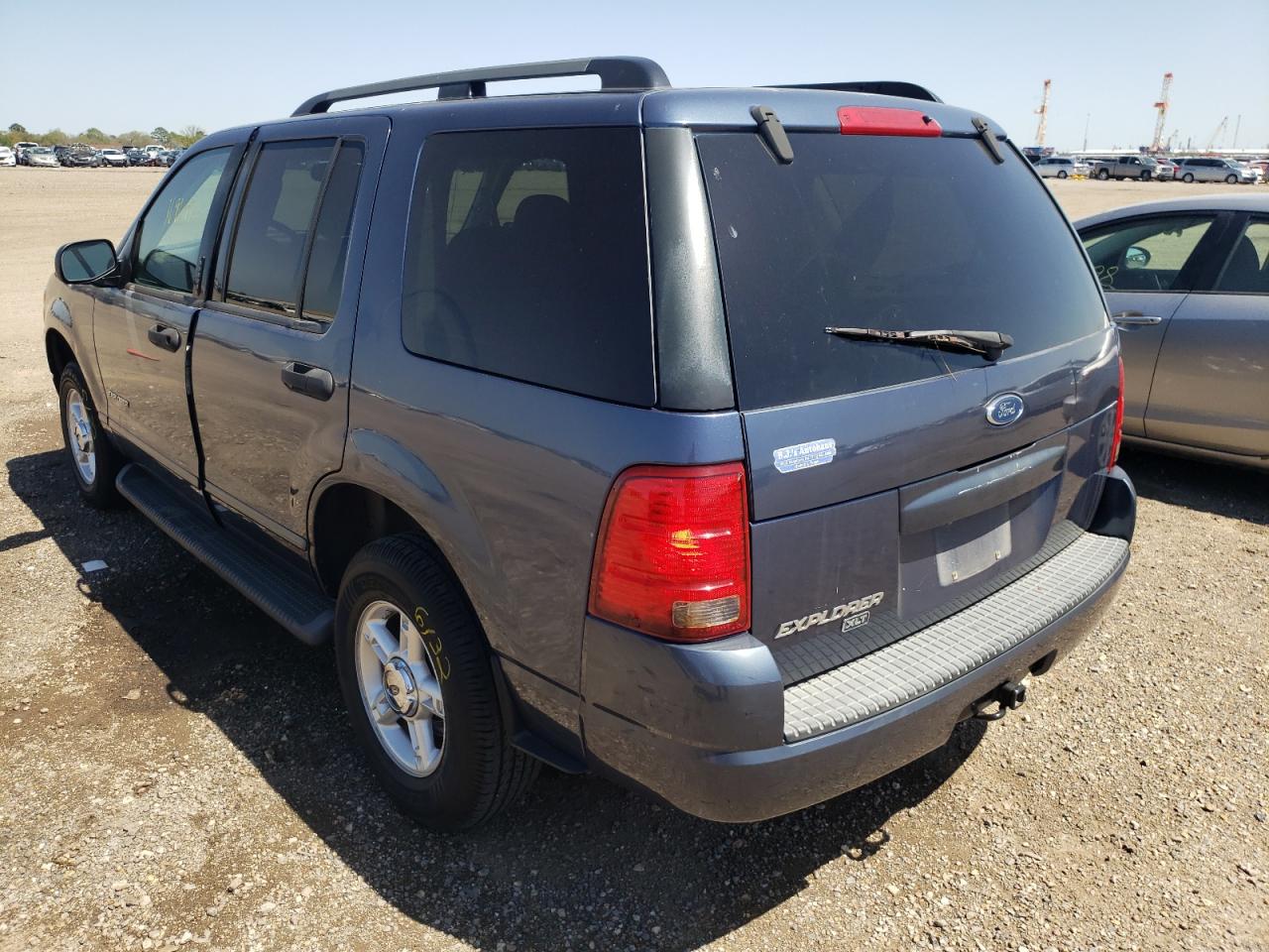 Zdjęcie 3 z aukcji – 2004 FORD EXPLORER X z VIN 1FMZU63K34ZB27978
