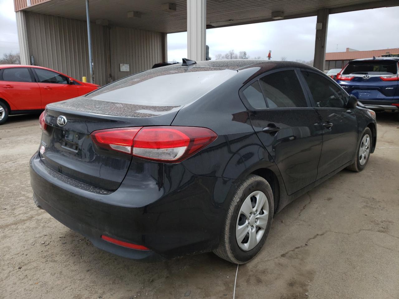 Photo 4 from auction – 2018 KIA FORTE LX with VIN 3KPFL4A72JE239272
