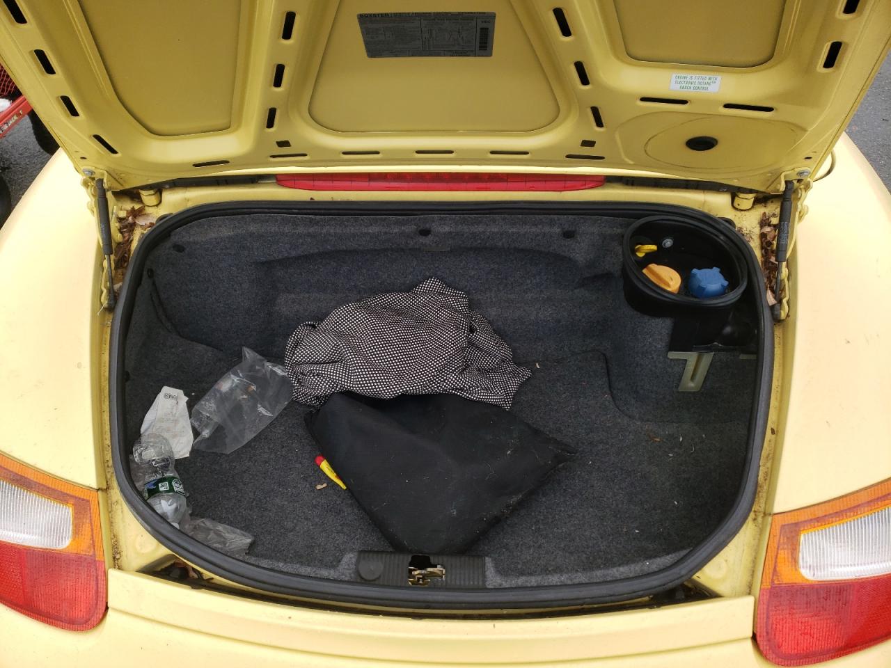 Photo 6 from auction – 1997 PORSCHE BOXSTER with VIN WP0CA2985VS624645