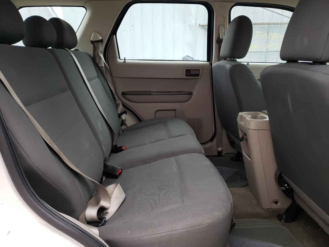 Photo 6 from auction – 2009 FORD ESCAPE XLS with VIN 1FMCU02709KA62491