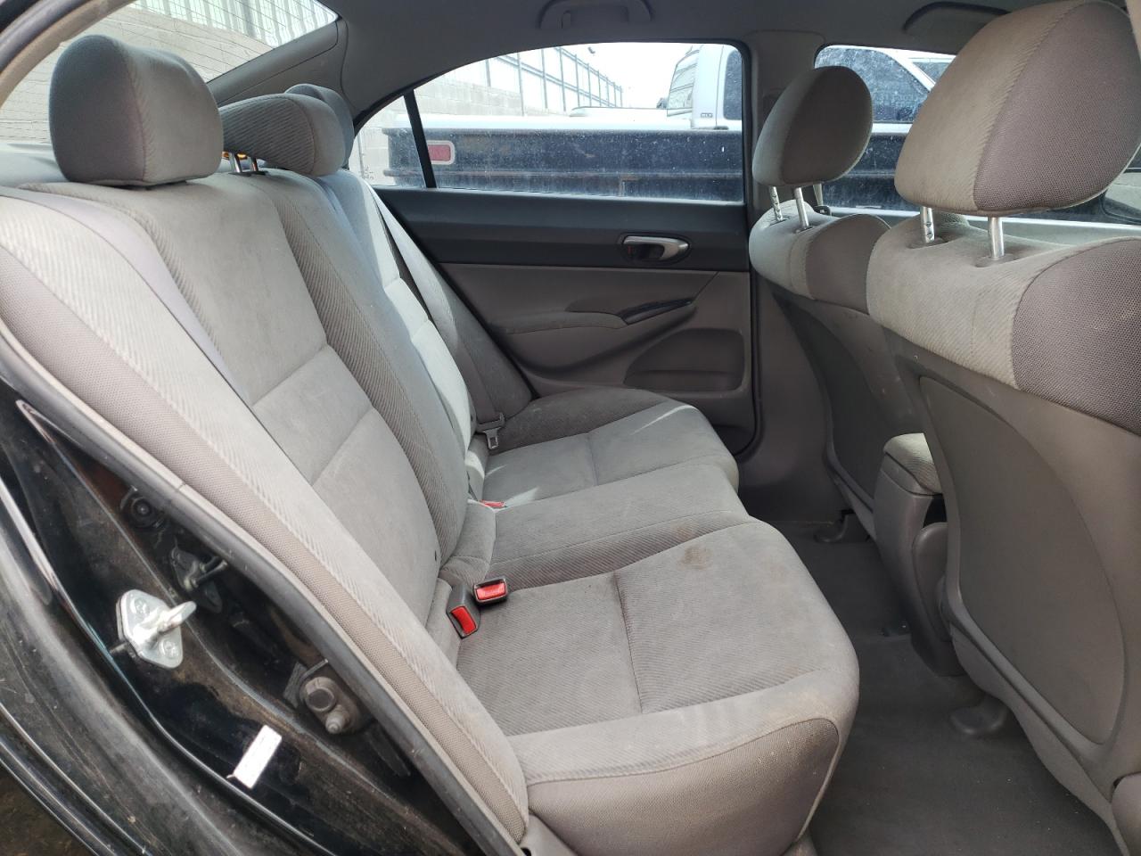 Photo 6 from auction – 2010 HONDA CIVIC LX with VIN 19XFA1F56AE074340