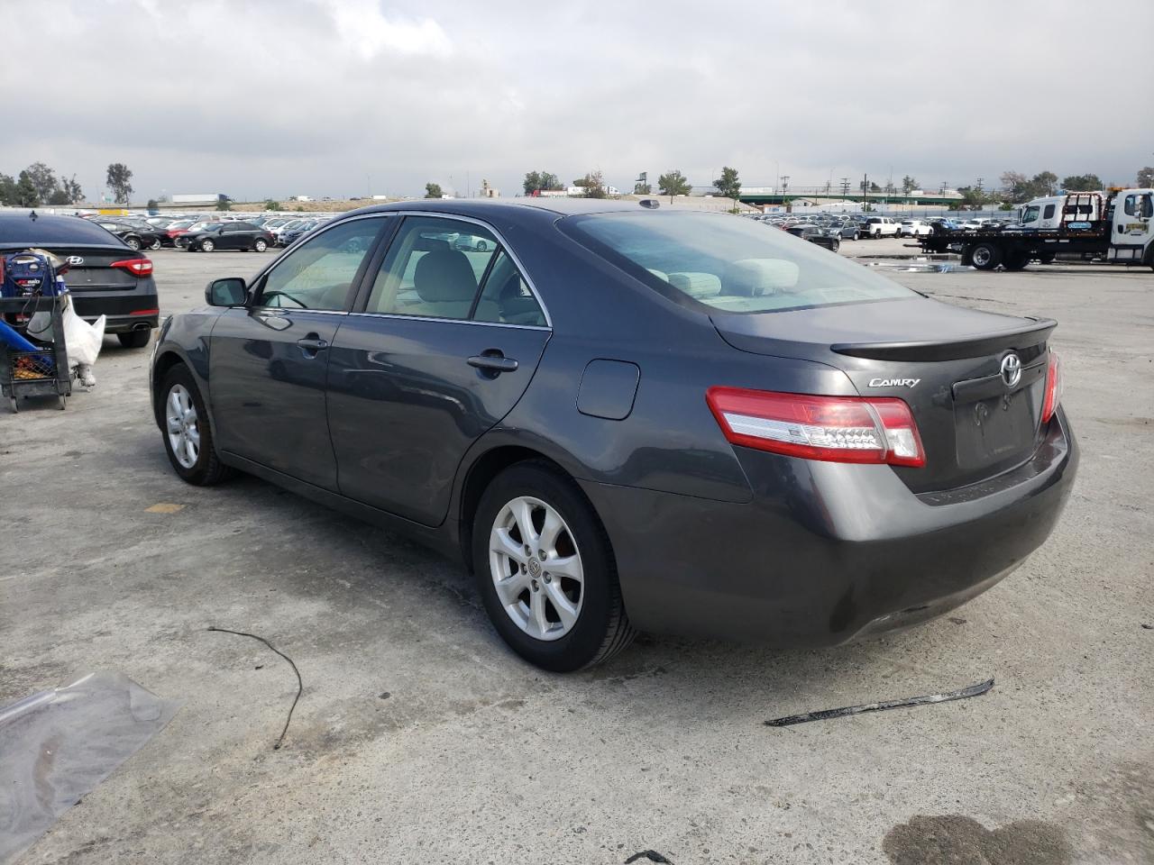صورة رقم 3 من المزاد - 2011 TOYOTA CAMRY BASE مع VIN 4T4BF3EK5BR144711