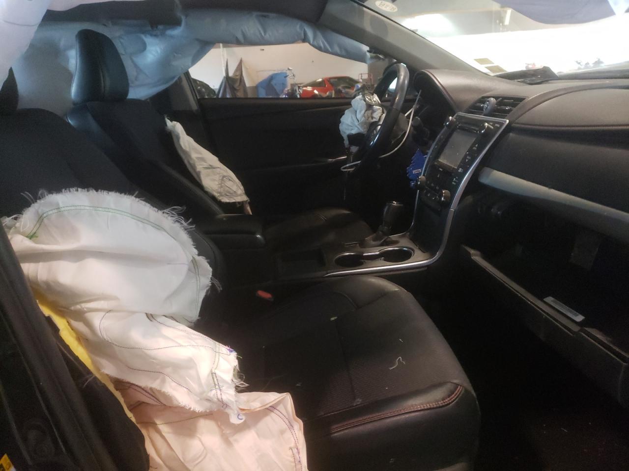 Photo 5 from auction – 2016 TOYOTA CAMRY LE with VIN 4T1BF1FK2GU519653