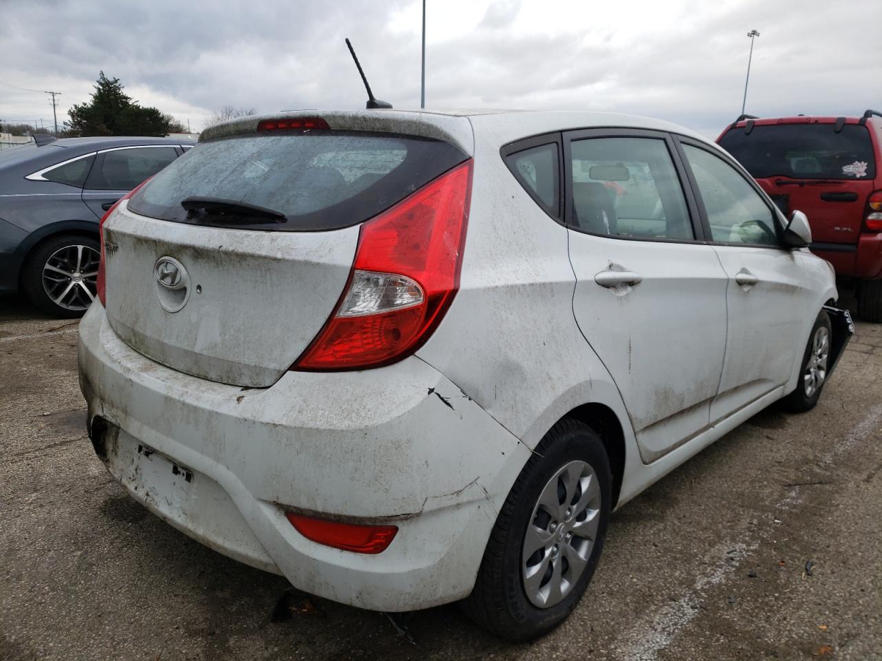 Photo 4 from auction – 2017 HYUNDAI ACCENT SE with VIN KMHCT5AE4HU356656