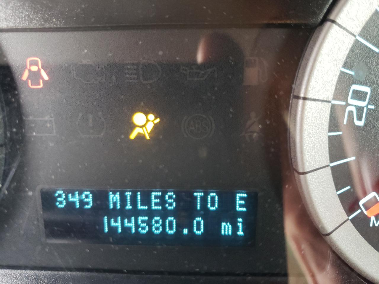 Photo 8 from auction – 2010 FORD ESCAPE XLT with VIN 1FMCU0D77AKB52819
