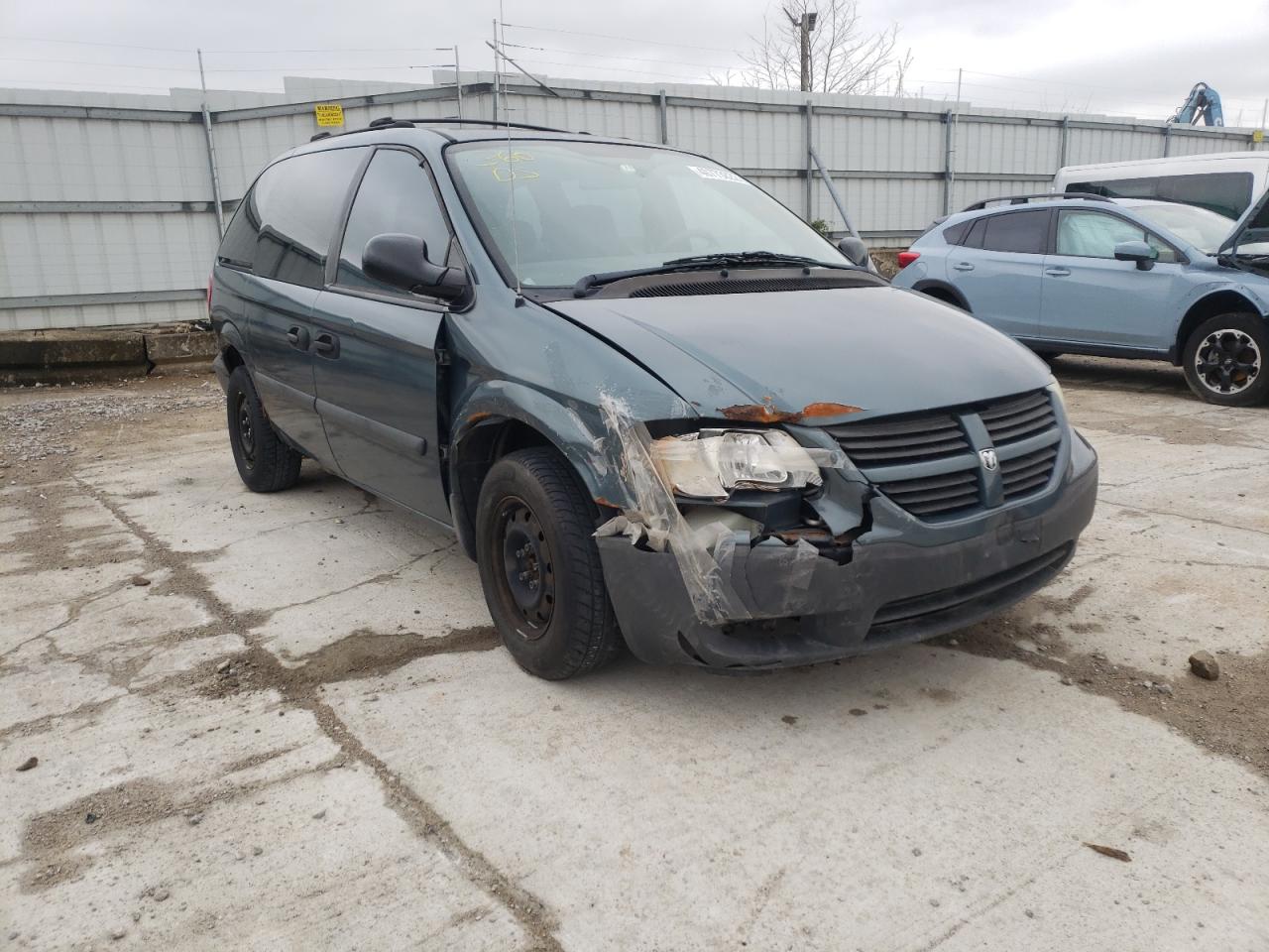 Фото 1 с аукциона – 2005 DODGE CARAVAN SE с VIN 1D4GP25R35B157615