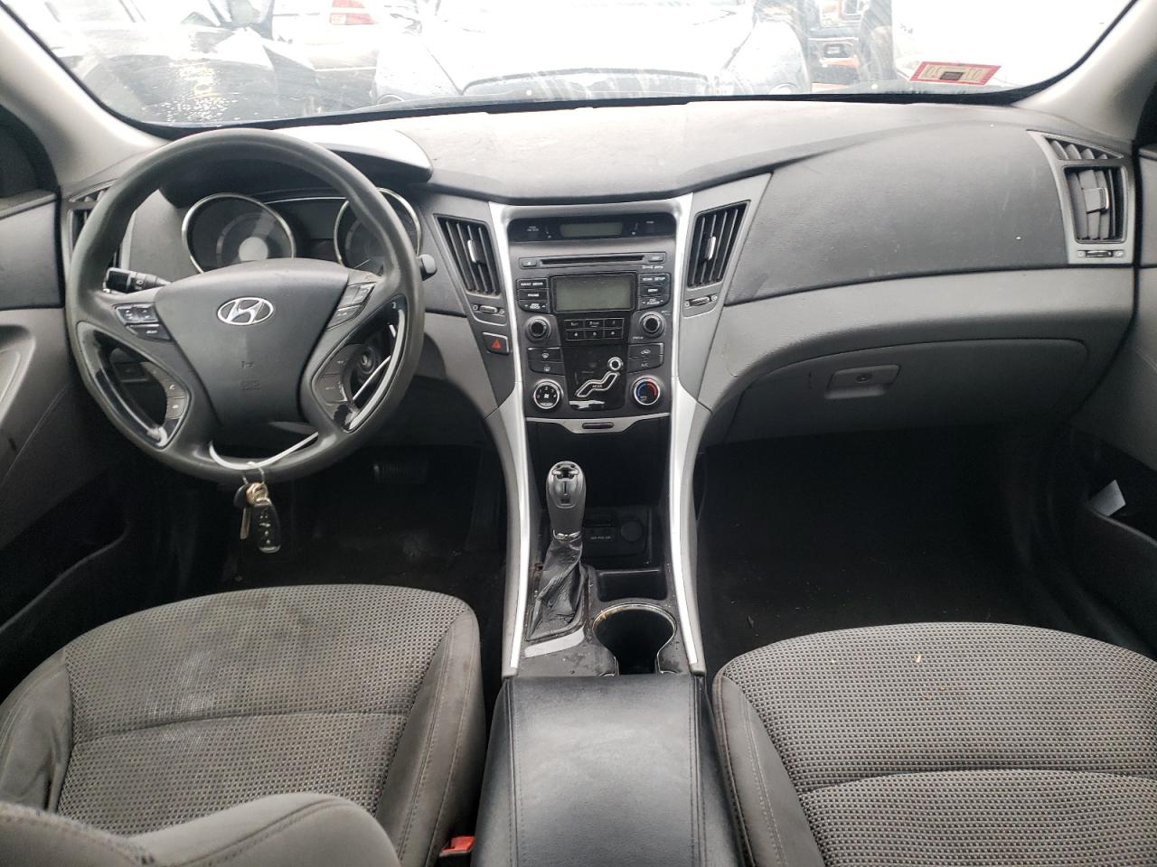 Photo 9 from auction – 2012 HYUNDAI SONATA GLS with VIN 5NPEB4AC9CH374338