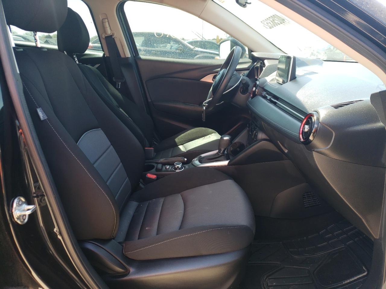 Photo 5 from auction – 2017 MAZDA CX-3 SPORT with VIN JM1DKDB73H0165033