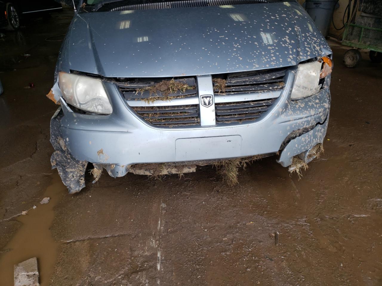 Photo 9 from auction – 2006 DODGE GRAND CARA with VIN 2D4GP44L26R600848