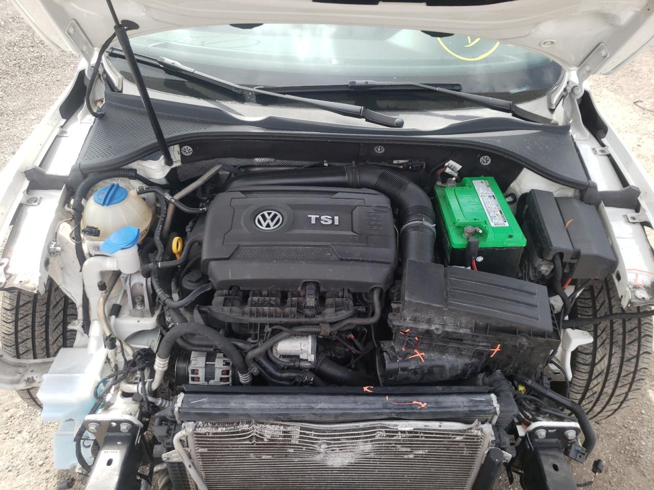 Photo 7 from auction – 2015 VOLKSWAGEN PASSAT SEL with VIN 1VWCS7A35FC024601