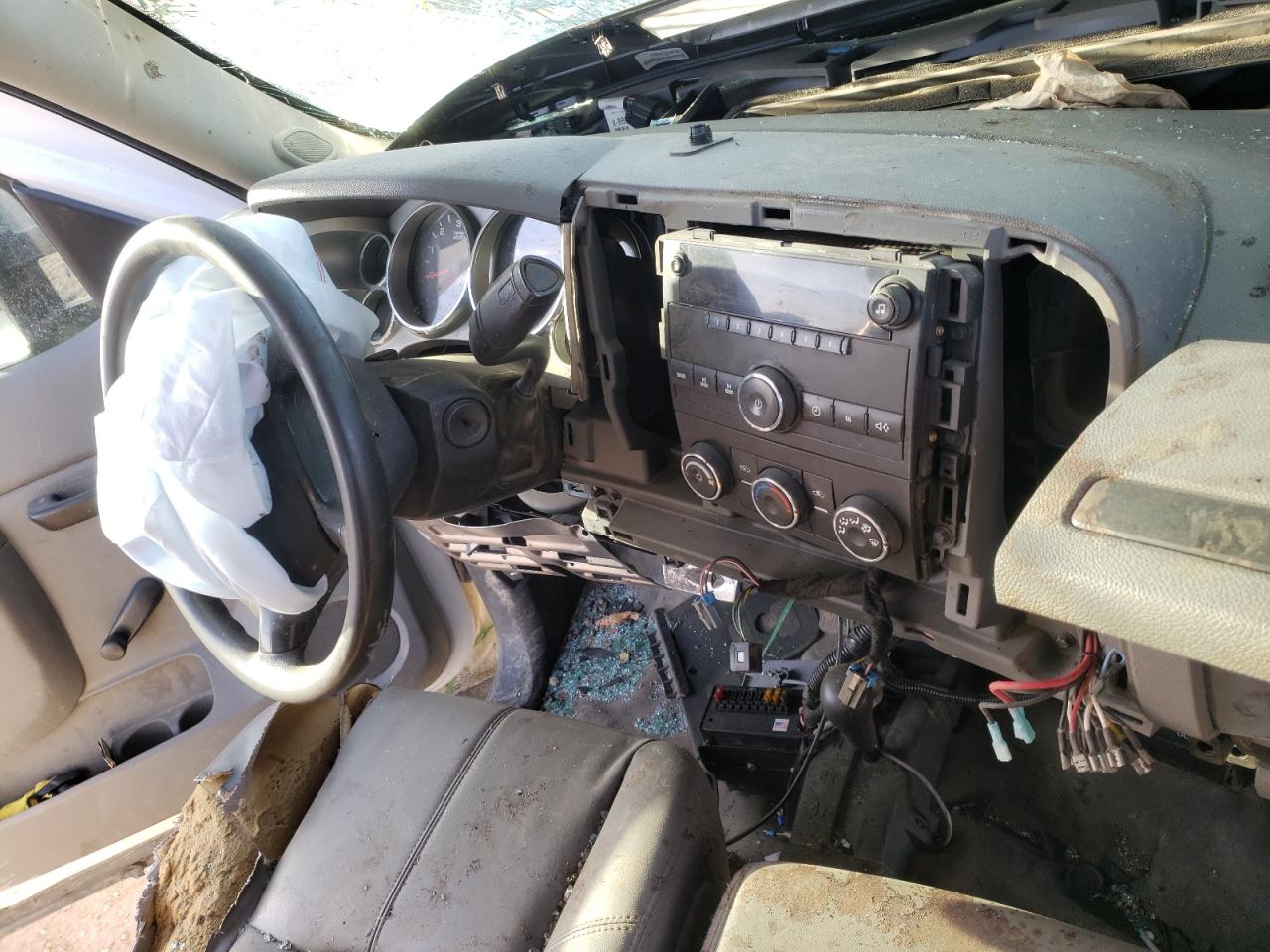 Photo 9 from auction – 2011 CHEVROLET SILVERADO with VIN 1GB2KVCG3BZ350105