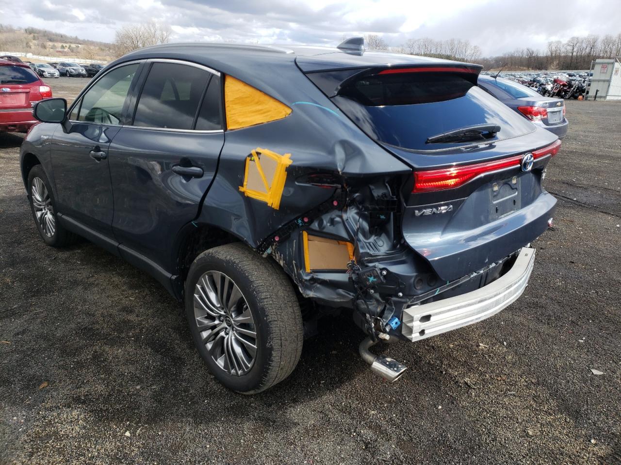 Photo 3 from auction – 2021 TOYOTA VENZA LE with VIN JTEAAAAH7MJ037523