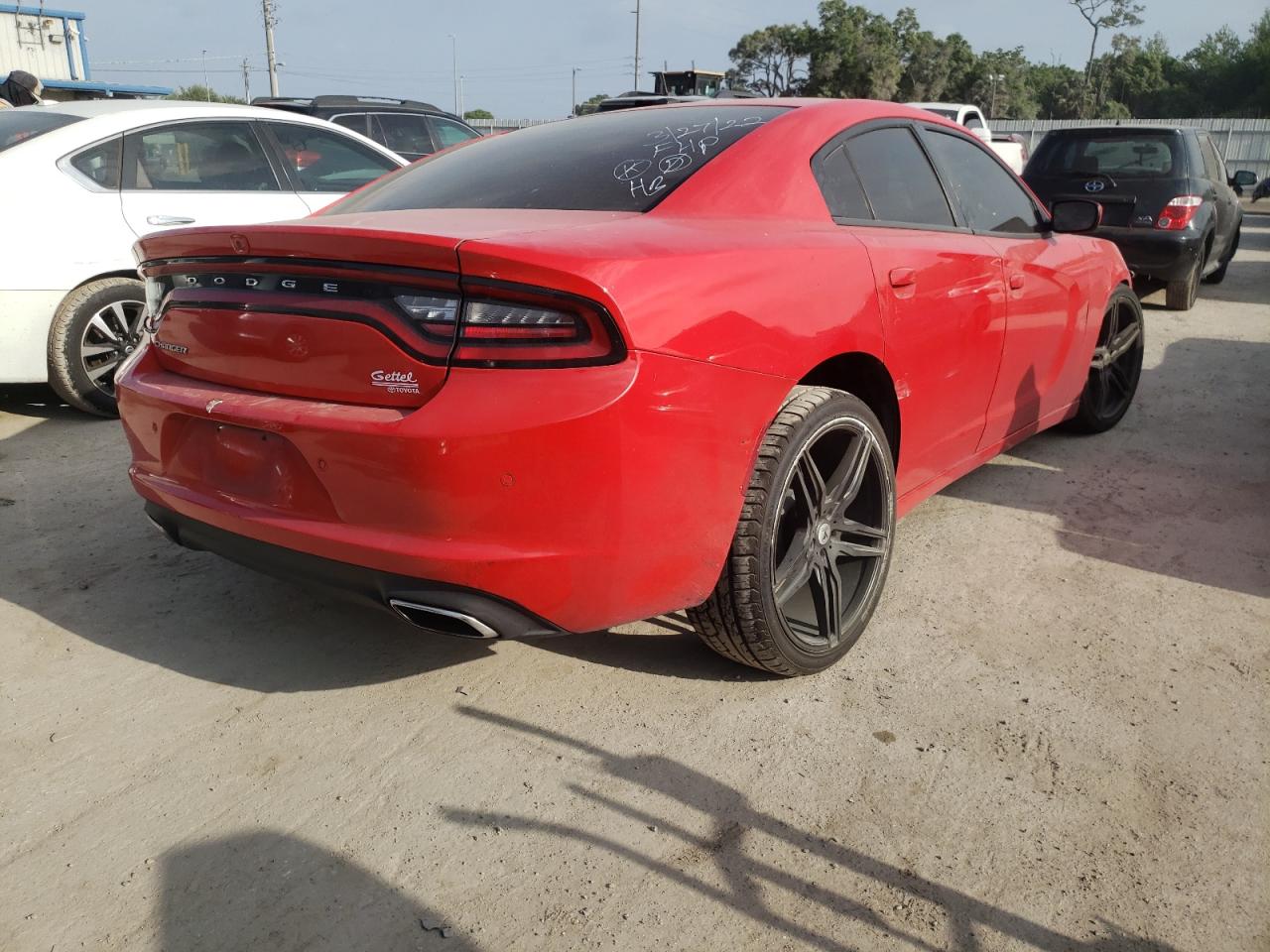 Photo 4 from auction – 2019 DODGE CHARGER SX with VIN 2C3CDXBG3KH657074