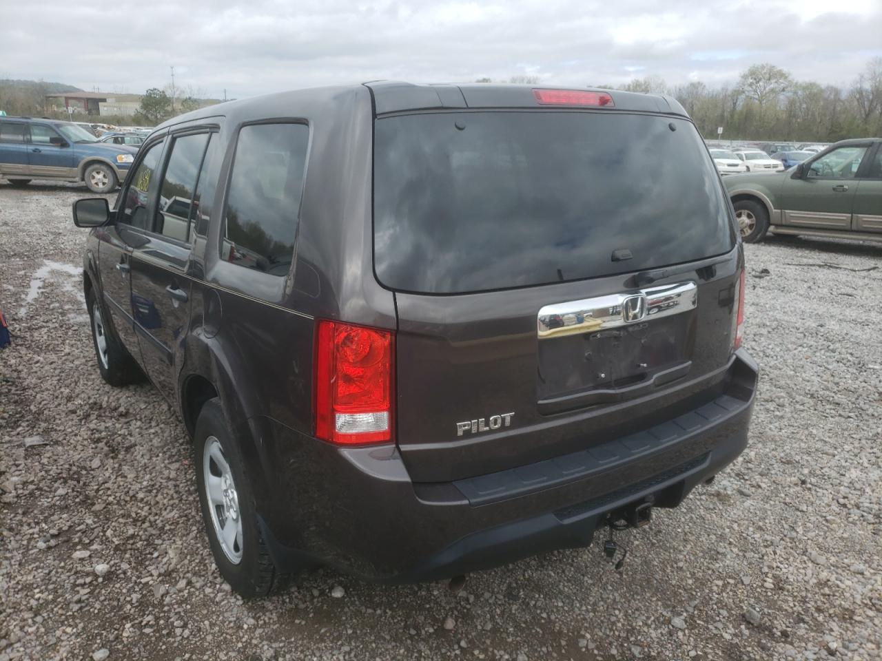 Photo 3 from auction – 2012 HONDA PILOT LX with VIN 5FNYF3H22CB002234