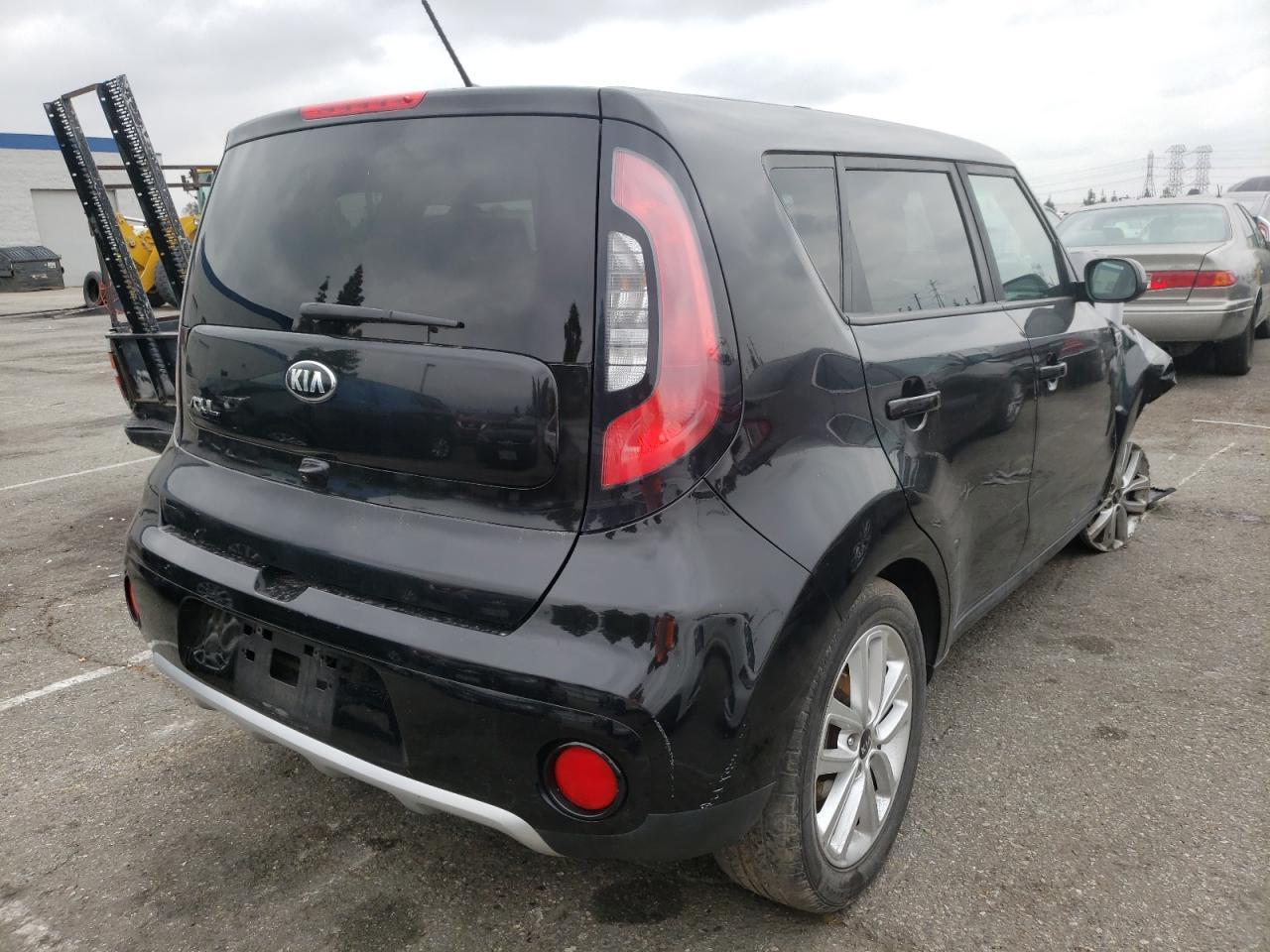 Photo 4 from auction – 2017 KIA SOUL + with VIN KNDJP3A5XH7461463