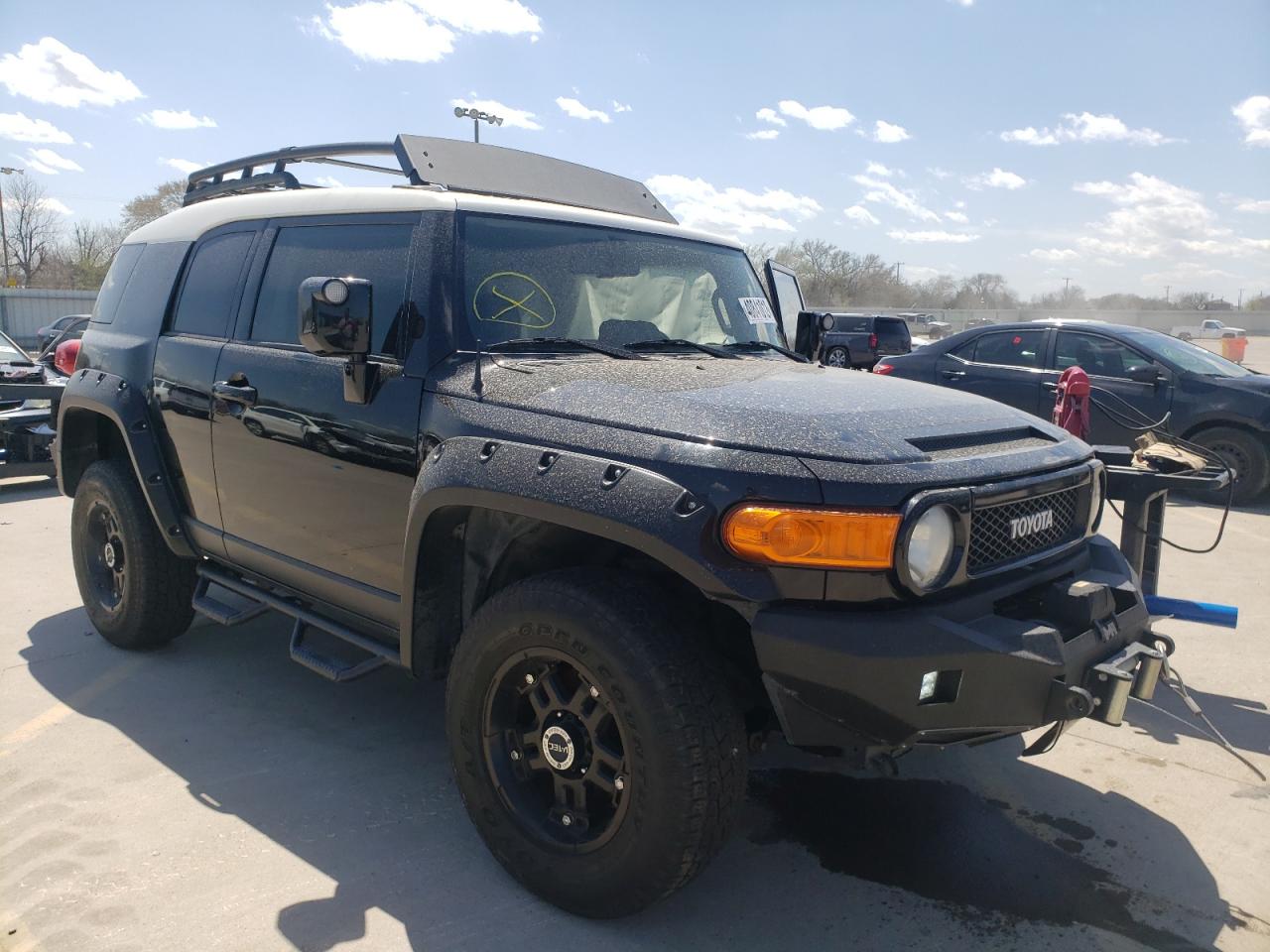 TOYOTA FJ CRUISER 2012 with VIN JTEBU4BF9CK123225 - Photo from auction