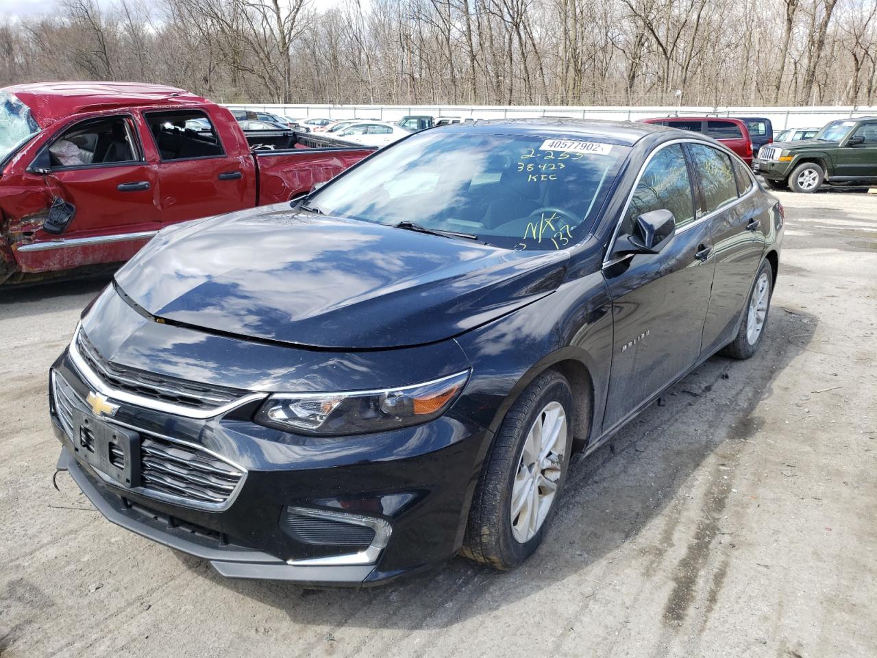 Photo 2 from auction – 2017 CHEVROLET MALIBU LT with VIN 1G1ZE5ST5HF138423