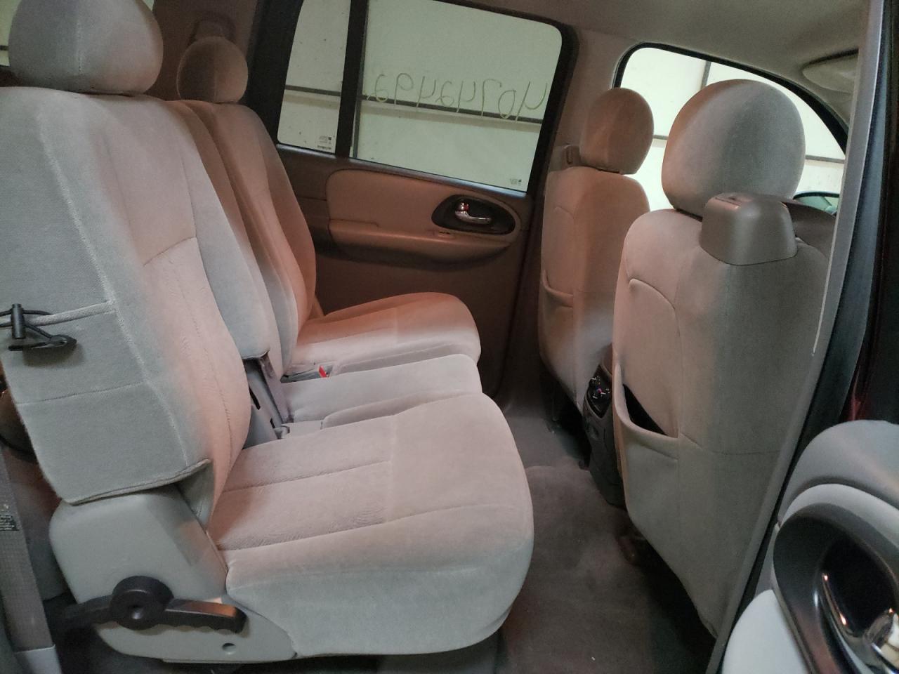 Photo 6 from auction – 2005 CHEVROLET TRAILBLAZE with VIN 1GNES16S556105465