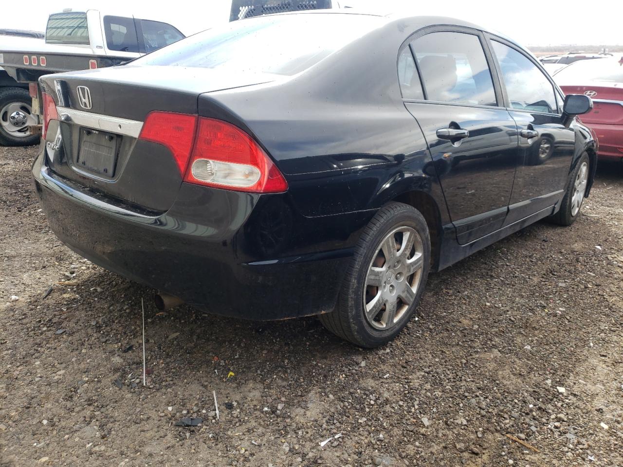 Photo 4 from auction – 2010 HONDA CIVIC LX with VIN 19XFA1F56AE074340