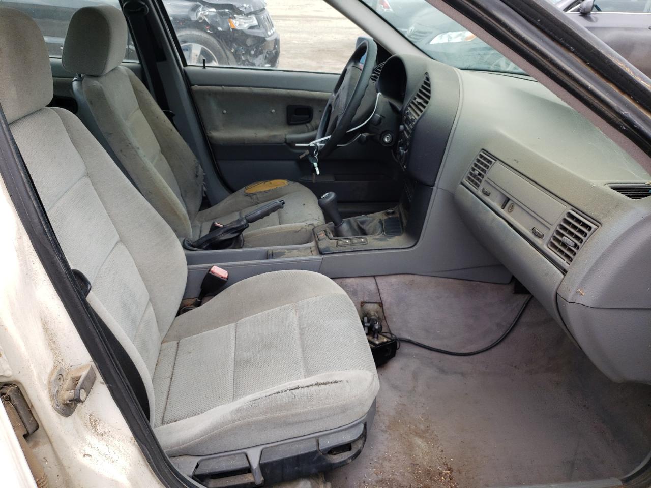 Photo 5 from auction – 1992 BMW 325 I with VIN WBACB3313NFE04718