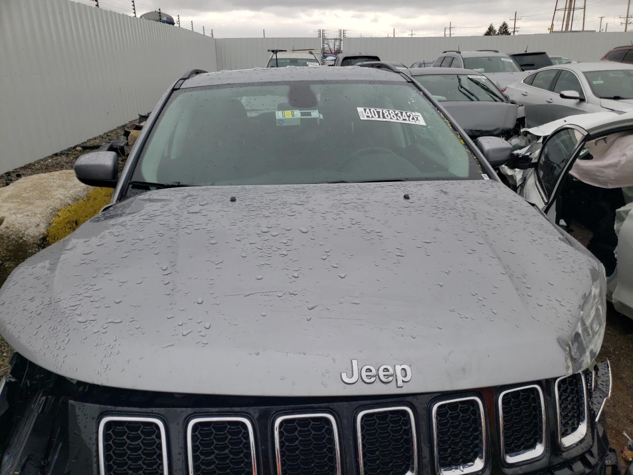 Photo 7 from auction – 2018 JEEP COMPASS LA with VIN 3C4NJDBB3JT116080