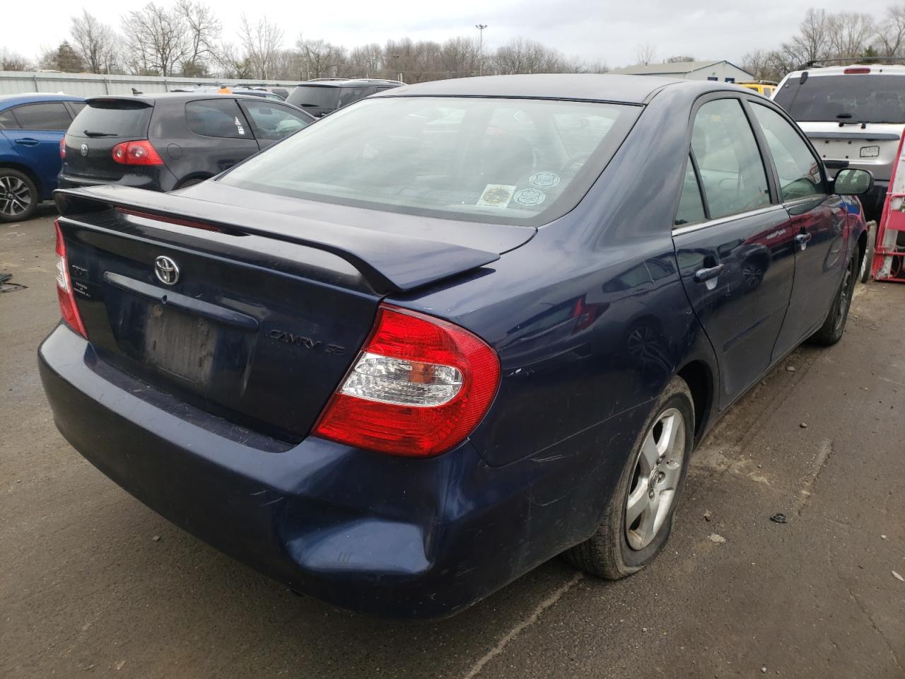 Photo 4 from auction – 2004 TOYOTA CAMRY LE with VIN 4T1BE32K94U262569