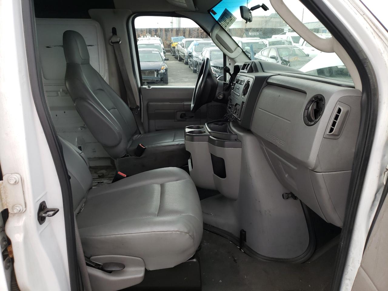 Photo 5 from auction – 2013 FORD ECONOLINE with VIN 1FTNE1EW7DDA61435